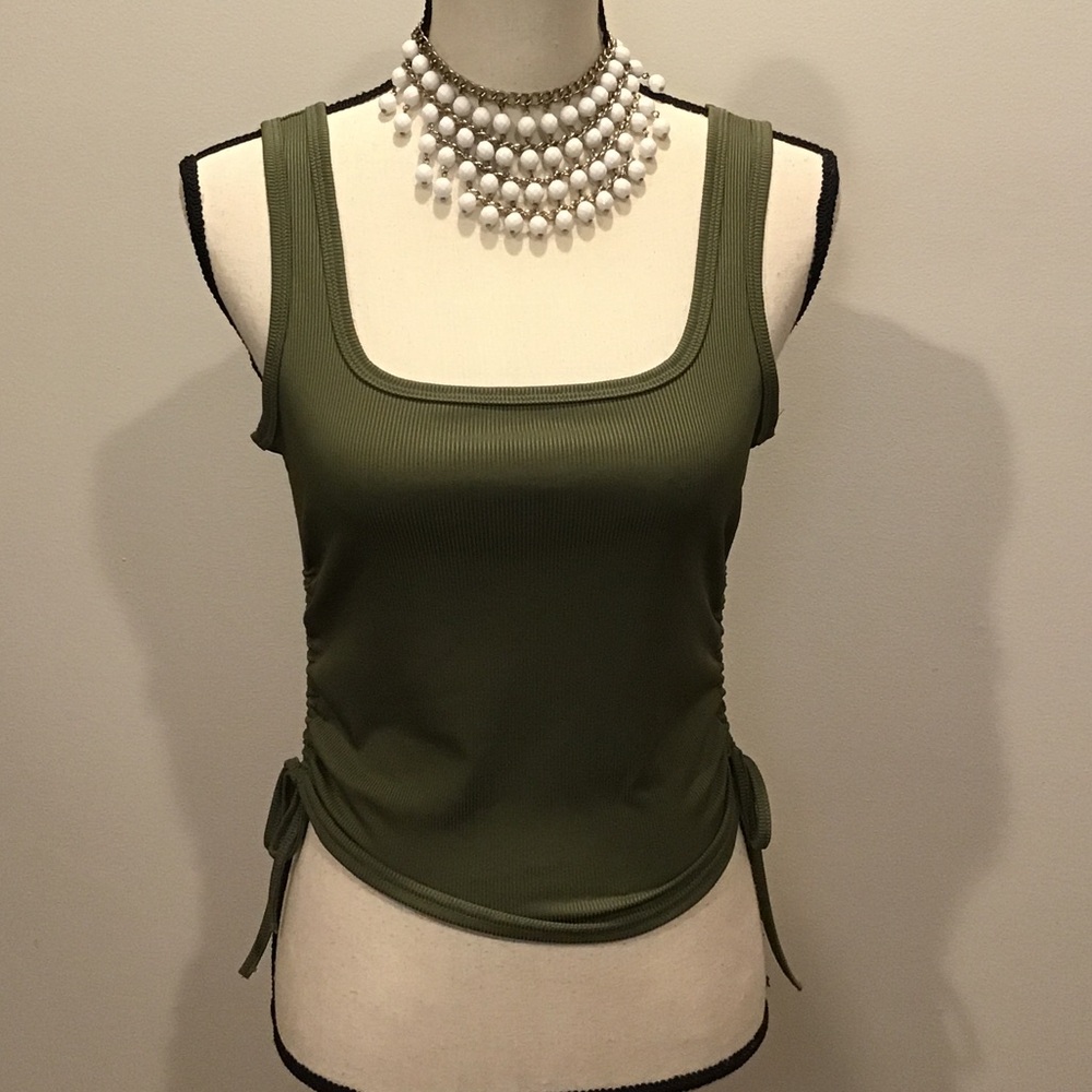 Army green adjustable length ribbed tee tank (L)